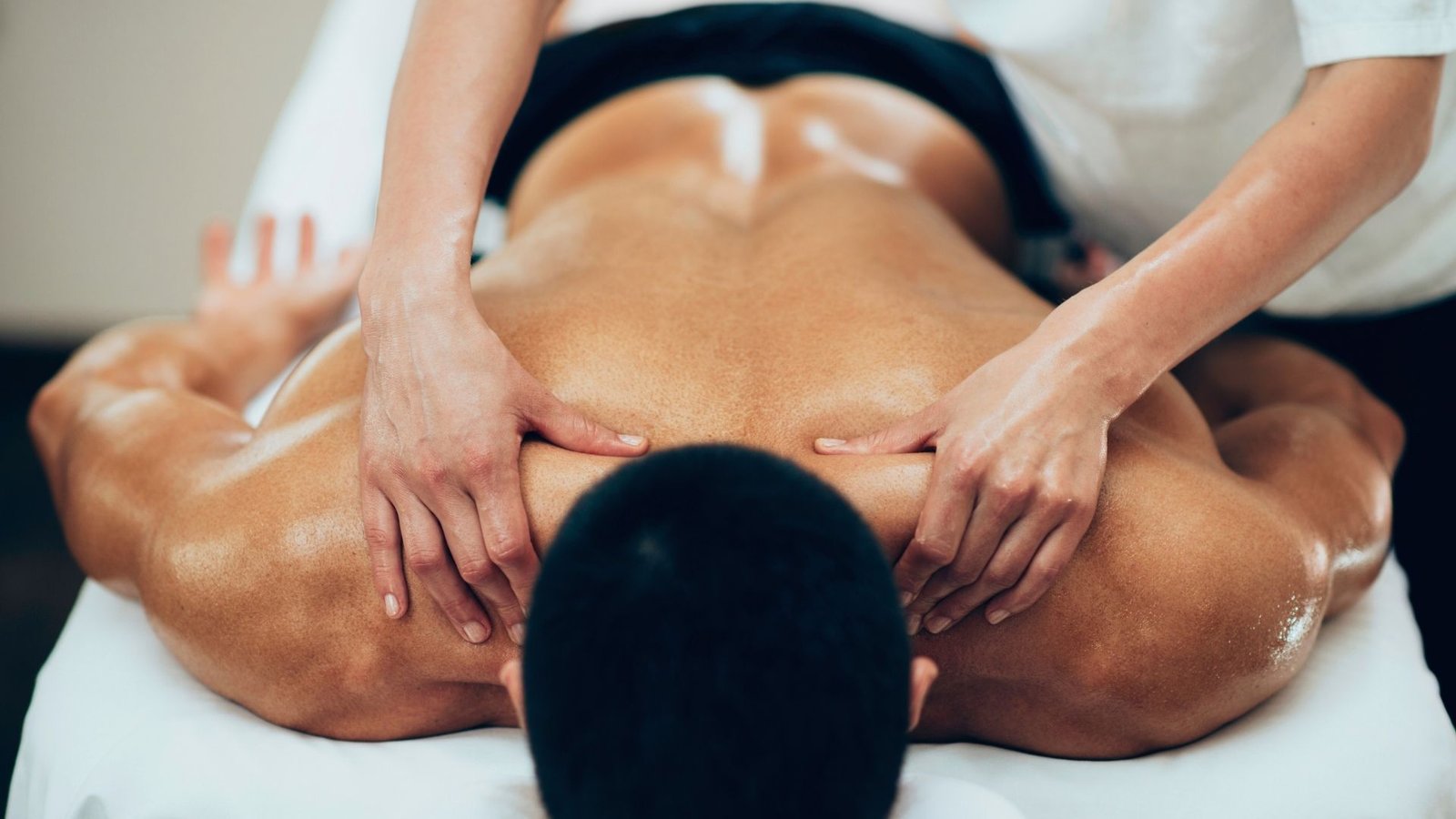Indian Massage in Ajman: A Traditional Relaxation Experience